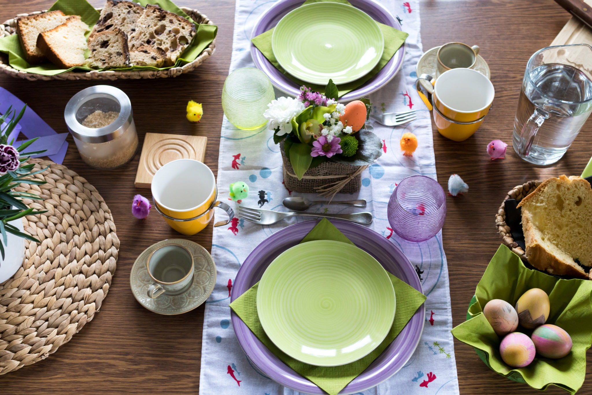 How to Set the Perfect Easter Table